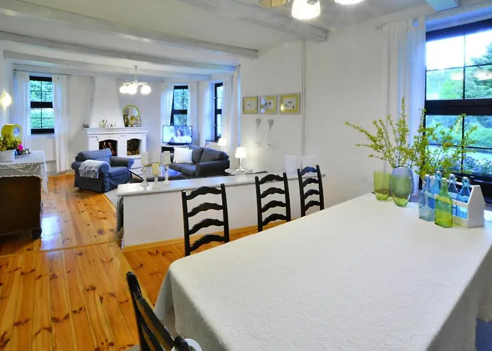 Home, Oasis Of Peace, Pollnow